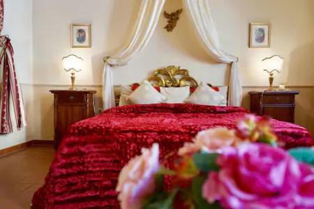 Classic Style Apartment In Center ฟลอเรนซ์ ภายนอก รูปภาพ